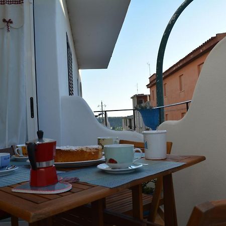 Casa Della Vespa Orosei Bagian luar foto
