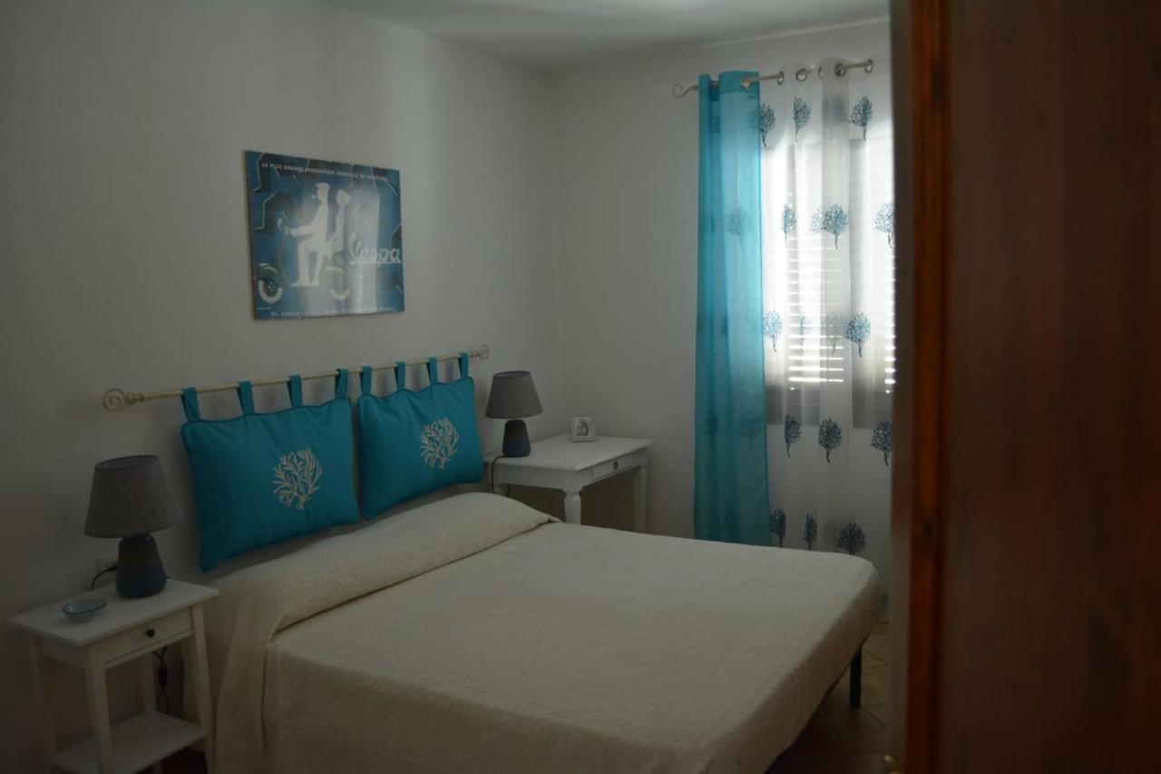 Casa Della Vespa Orosei Bagian luar foto